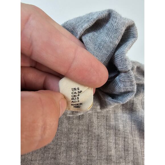 Christian Siriano Ribbed Knit Mock Neck Long Sleeve Top, Women's S SOFT peru ^ - Picture 6 of 8